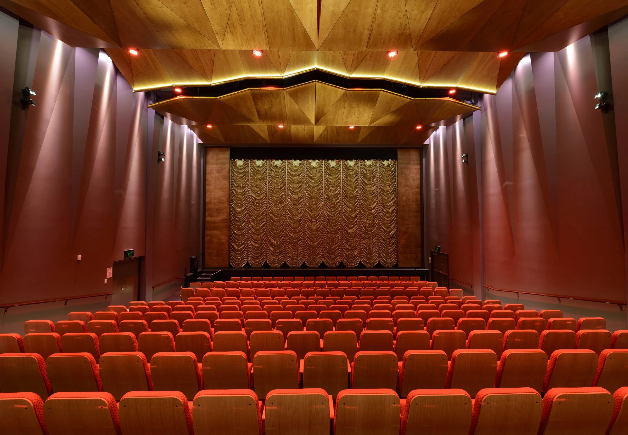 Gisborne Theatres — War Memorial Theatre